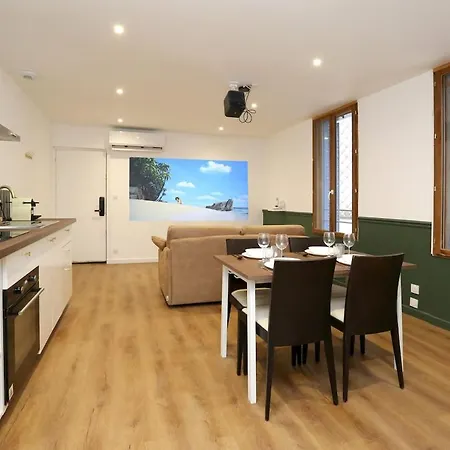 Appartement Superbe Avec écran Géant